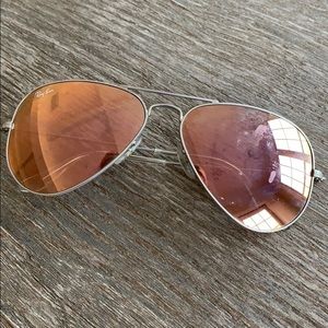 Rayban’s Women’s Aviators